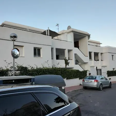 Golf Apartment