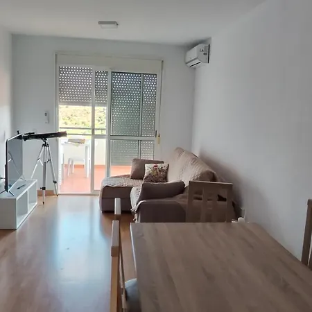 Golf Apartment *